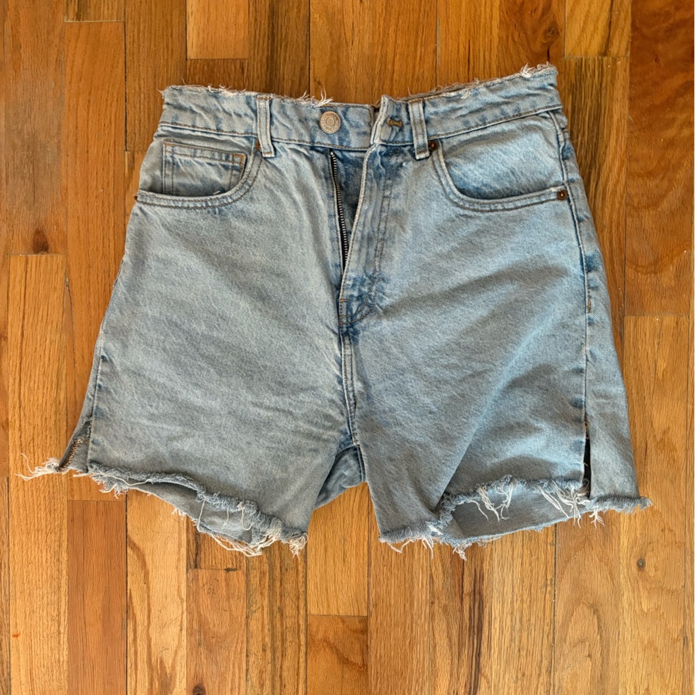 Zara Frayed Hem Light Blue Women's Jeans